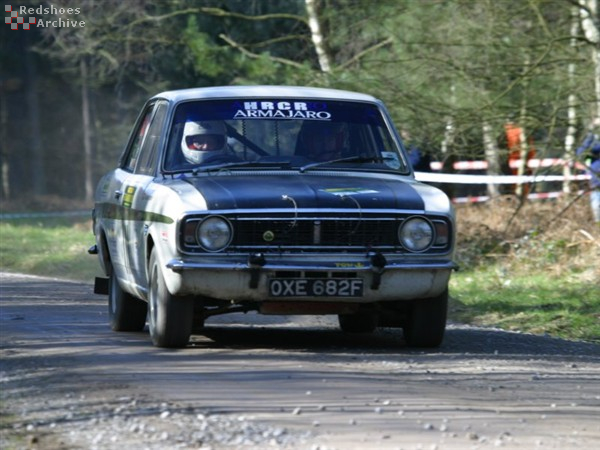 Keith Pettitt / Sharon Chilver - Ford Lotus Cortina
