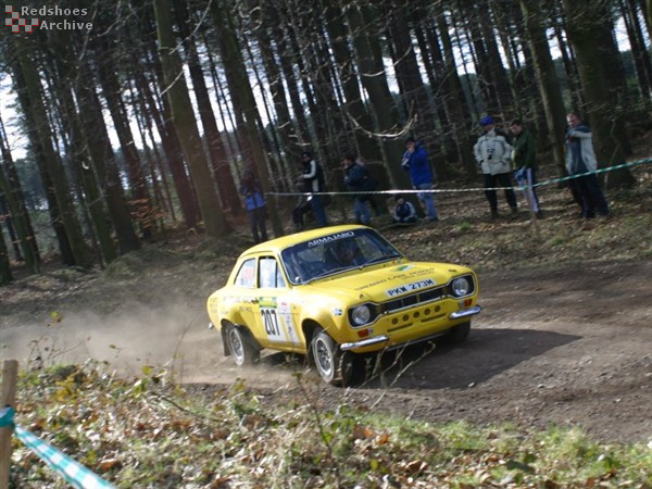 Graham Samual /  Tony Phillips - Ford Escort RS200