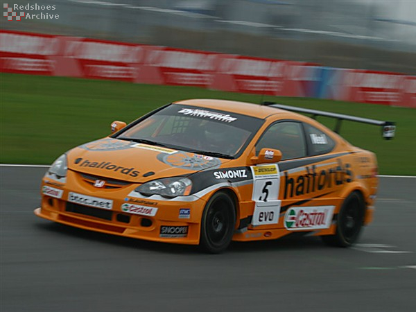 Team Halfords Honda Integra R