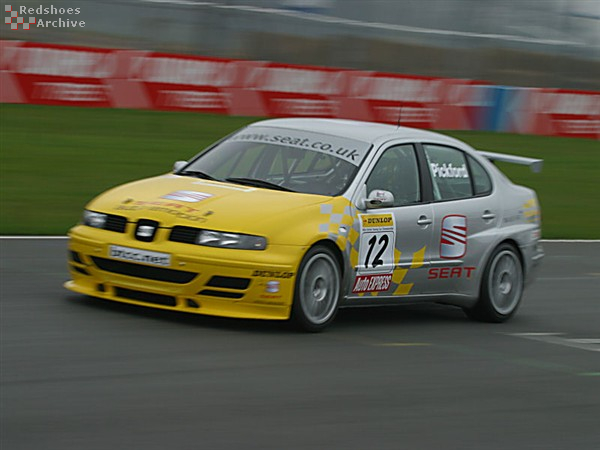 SEAT Toledo Cupra