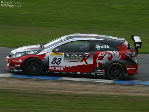Gavin Smith - Vauxhall Astra Sport Hatch
