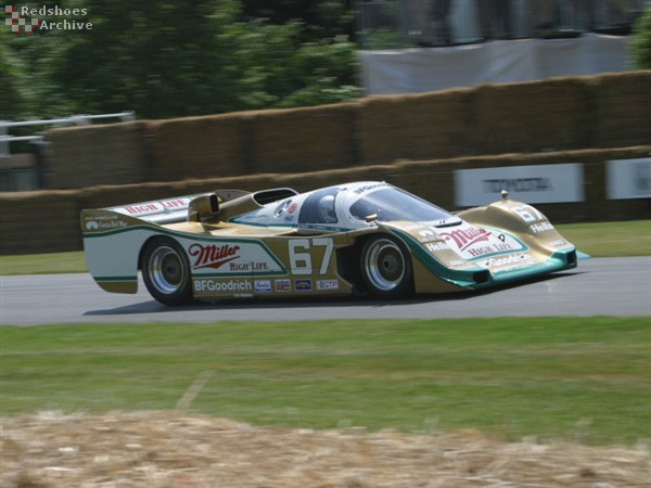 Porsche 962