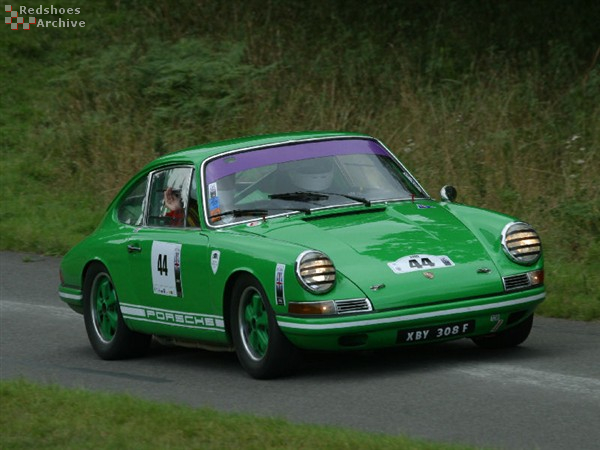 Porsche 911 GTS