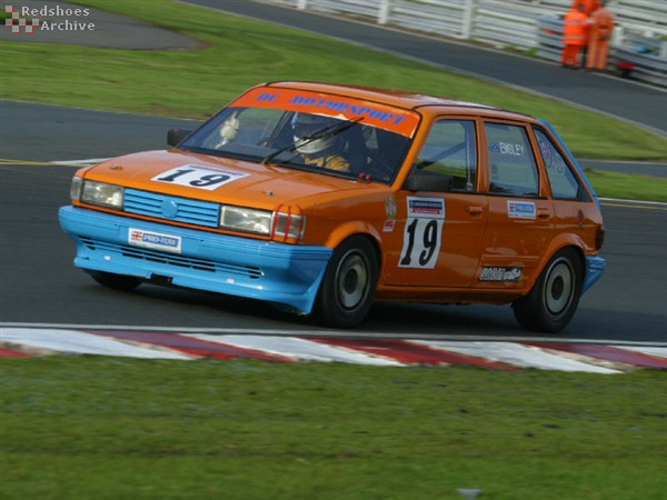 Philip Emsley - MG Maestro EFi