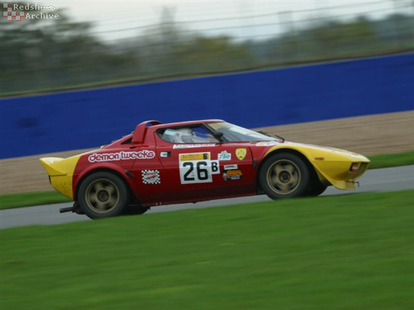 Hawk Stratos