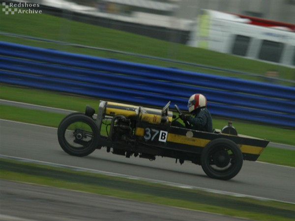 GN Thunderbug