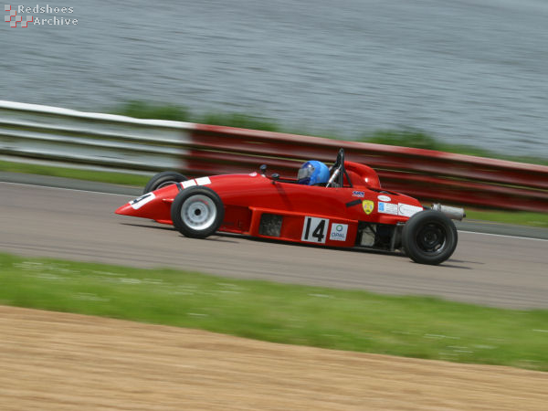 Neil Hunt - Mondiale M93S
