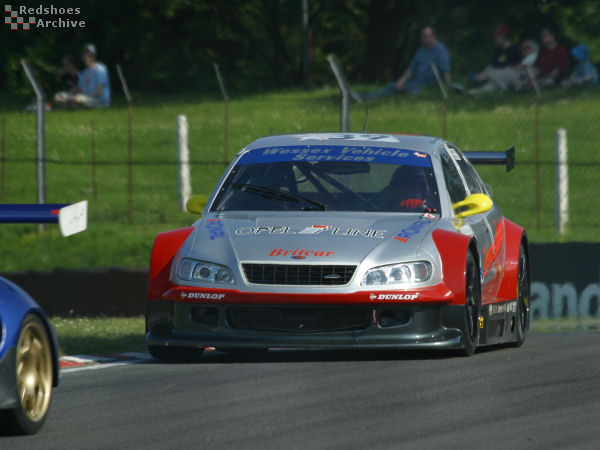 Mustill / Hall - V8 Star