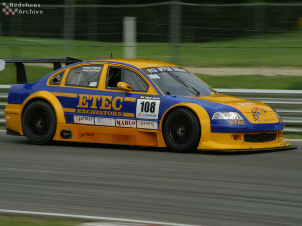 de Graaff  / Ribbens - Passat V8 Star