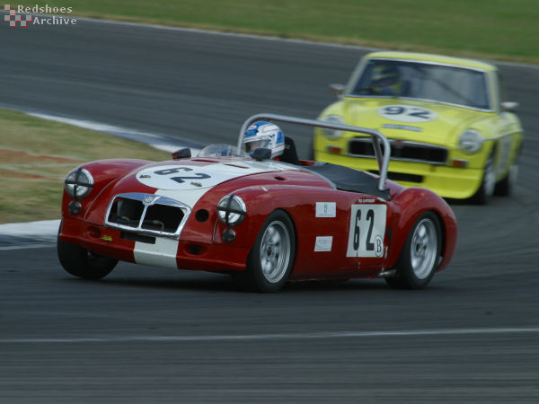 Neil Cawthorn - MGA