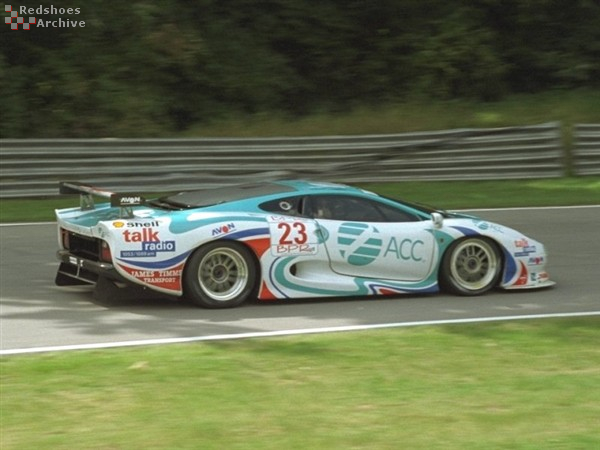 Jaguar XJ220