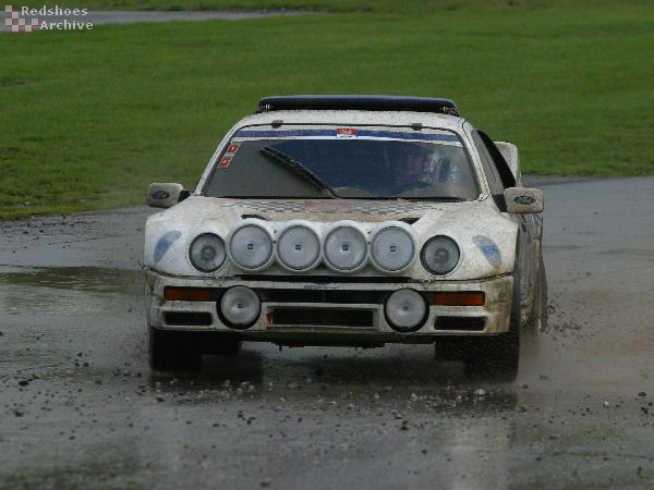 Ford RS200
