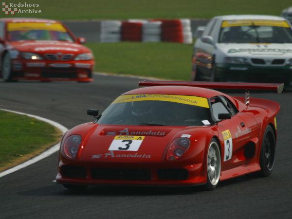 Mal Davison - Noble M400