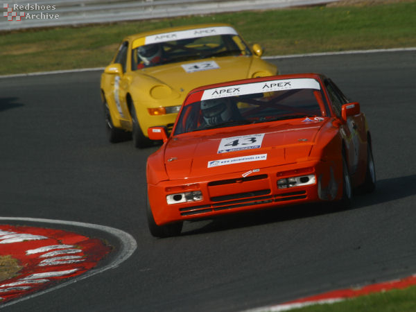 Trevor Lewis - Porsche 944 S2