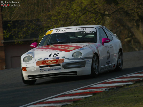 Paul Livesley - Porsche 968