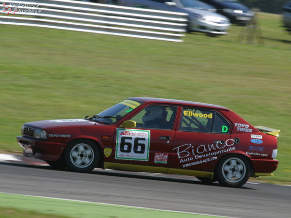 Philip Ellwood - Alfa Romeo 33