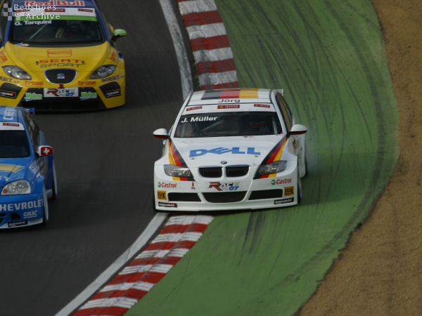 Jorg Muller - BMW 320si