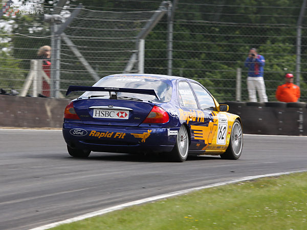 Bernard Hogarth - Ford Mondeo