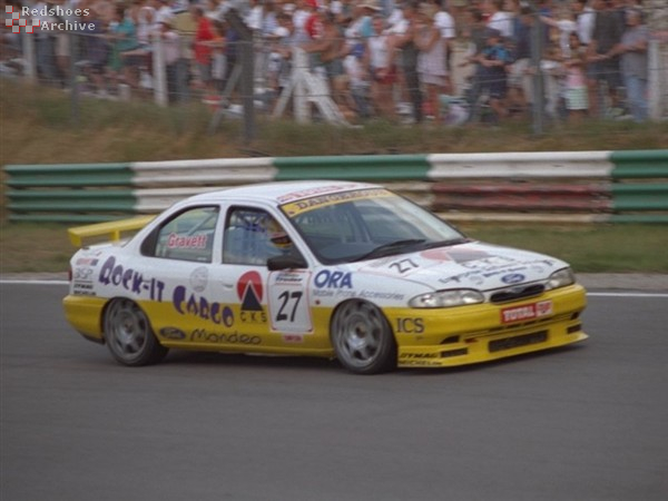 Robb Gravett - Ford Mondeo