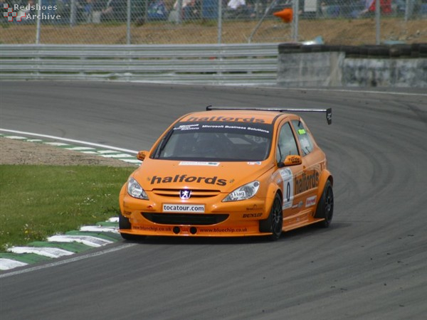 Dan Eaves - Peugeot 307