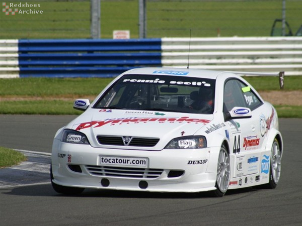 Gavin Pyper - Vauxhall Astra