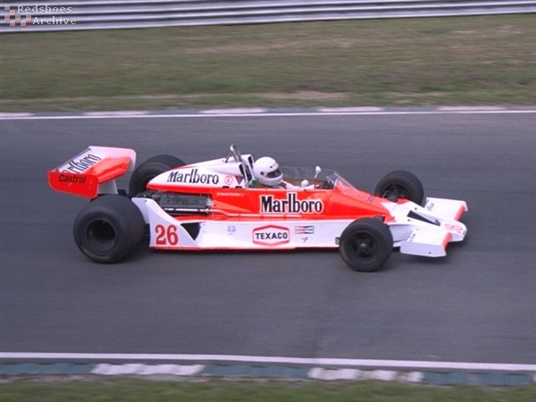 1977 McLaren M26