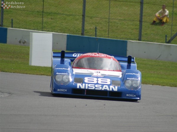Nissan NPT-90