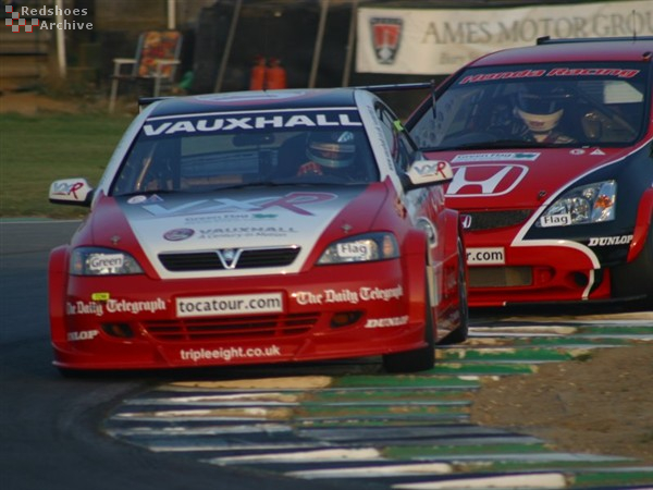 O'Neill leads